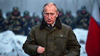 Путин заявил, что Красноармейск и Димитров полностью окружены.