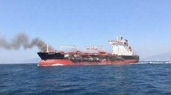 Турецкие власти не исключают, что пожар на танкере Kairos произошёл из-за мины.